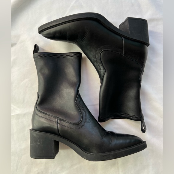 La Canadienne Parks Leather Bootie In Black Microfiber Lining Women’s Sz 8 - Picture 1 of 10